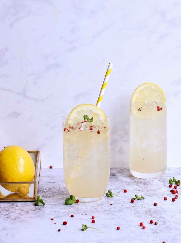 refreshing cold lemonade with lemon slice