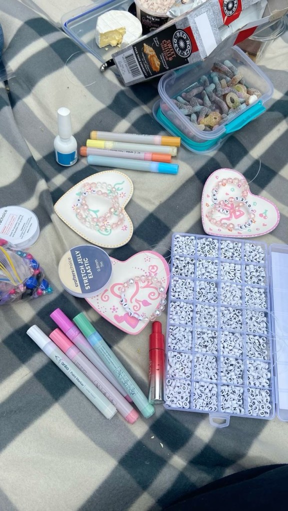 Creazione di Braccialetti dell’Amicizia